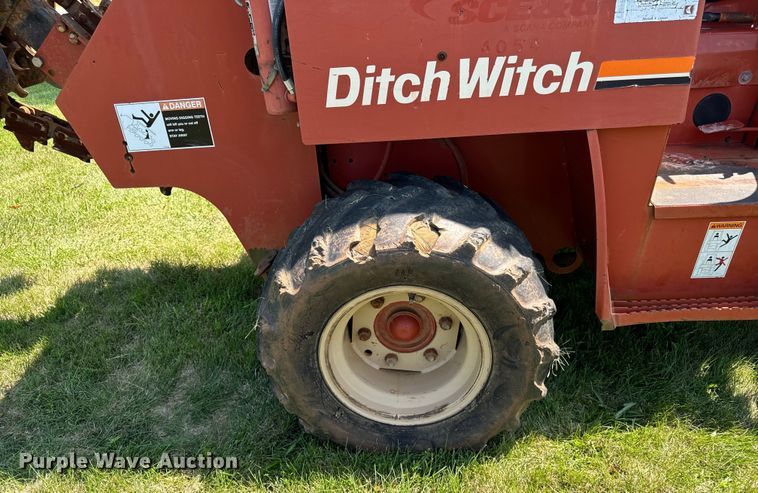 image for item OG9581 2001 Ditch Witch 5110 trencher