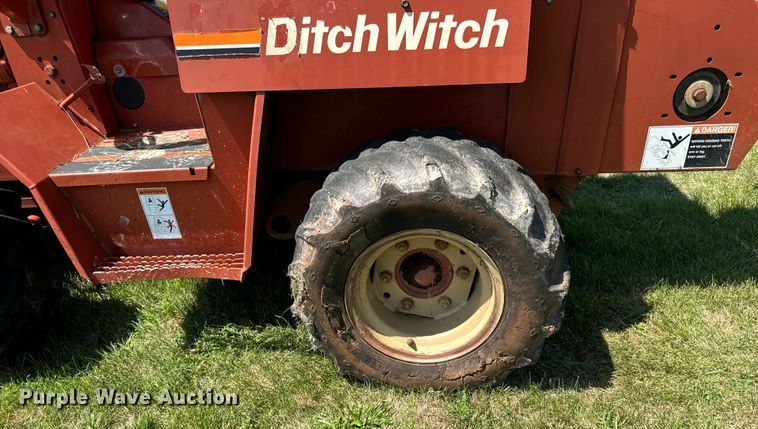 image for item OG9581 2001 Ditch Witch 5110 trencher