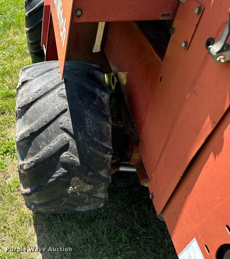 image for item OG9581 2001 Ditch Witch 5110 trencher