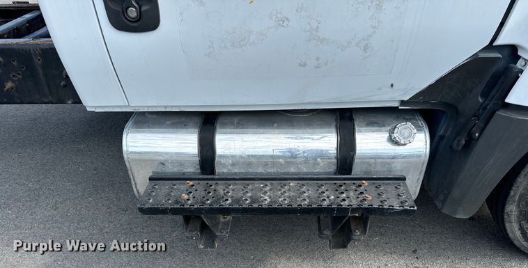 image for item OG9582 2013 International  Terrastar truck cab and chassis