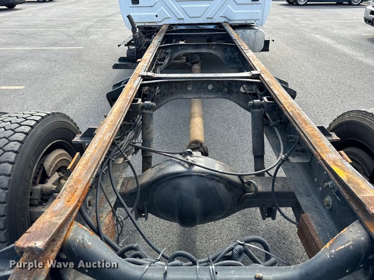 image for item OG9582 2013 International  Terrastar truck cab and chassis