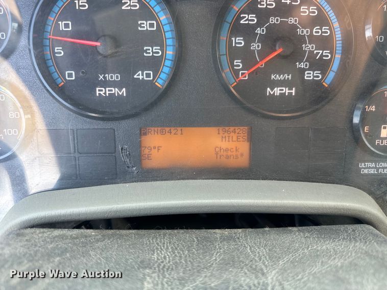 image for item OG9582 2013 International  Terrastar truck cab and chassis