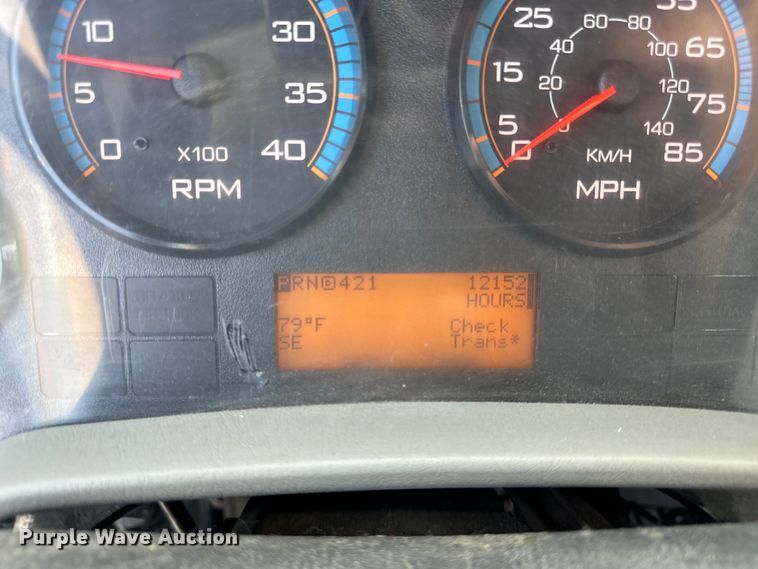 image for item OG9582 2013 International  Terrastar truck cab and chassis