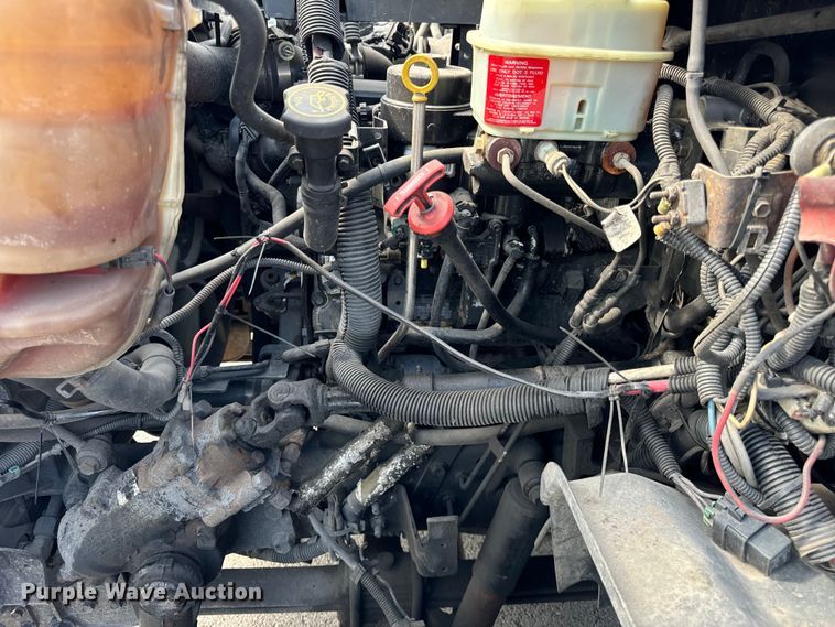 image for item OG9582 2013 International  Terrastar truck cab and chassis