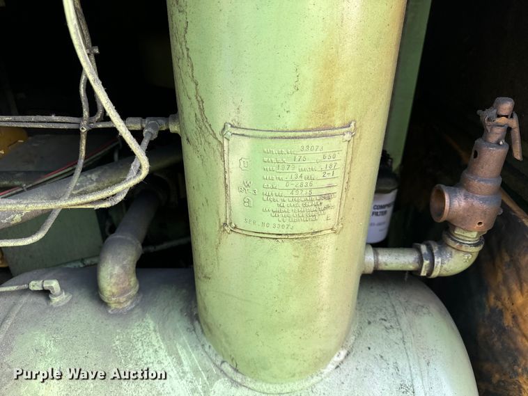 image for item OG9583 Sullair 16-75H air compressor