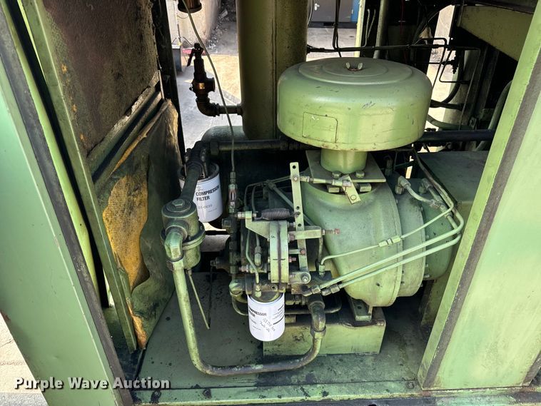 image for item OG9583 Sullair 16-75H air compressor