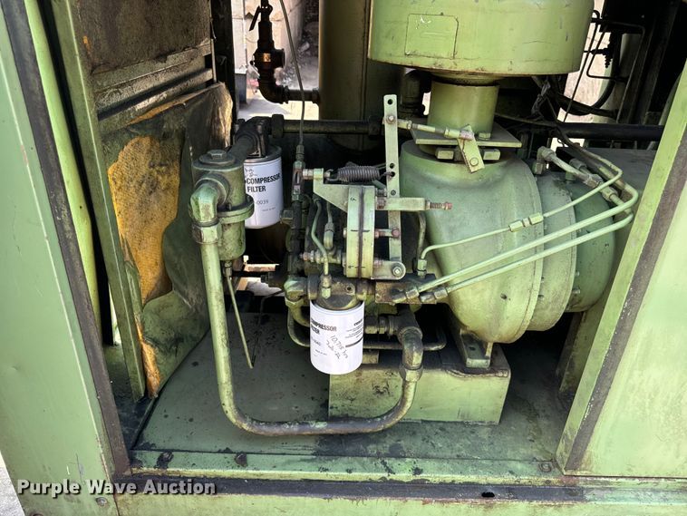 image for item OG9583 Sullair 16-75H air compressor