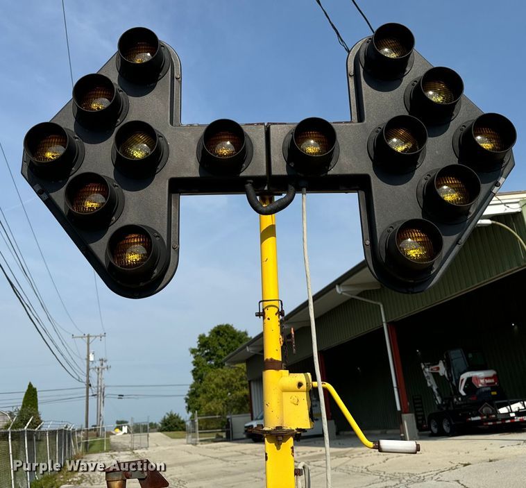 image for item OG9607 1994 Hesco 10KD manhole support trailer 