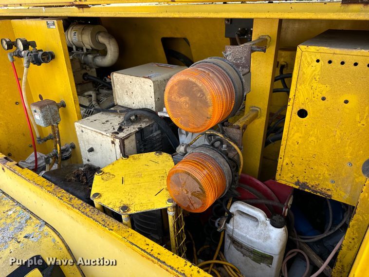 image for item OG9607 1994 Hesco 10KD manhole support trailer 