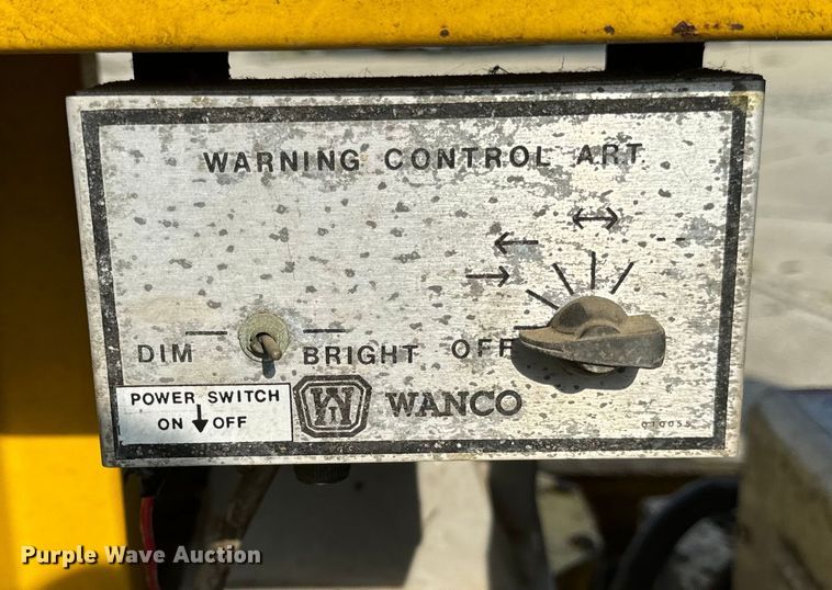 image for item OG9607 1994 Hesco 10KD manhole support trailer 