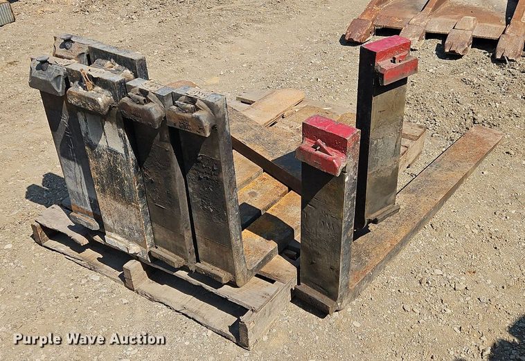 image for item OJ9766 (4) sets forklift forks