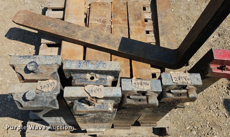 image for item OJ9766 (4) sets forklift forks