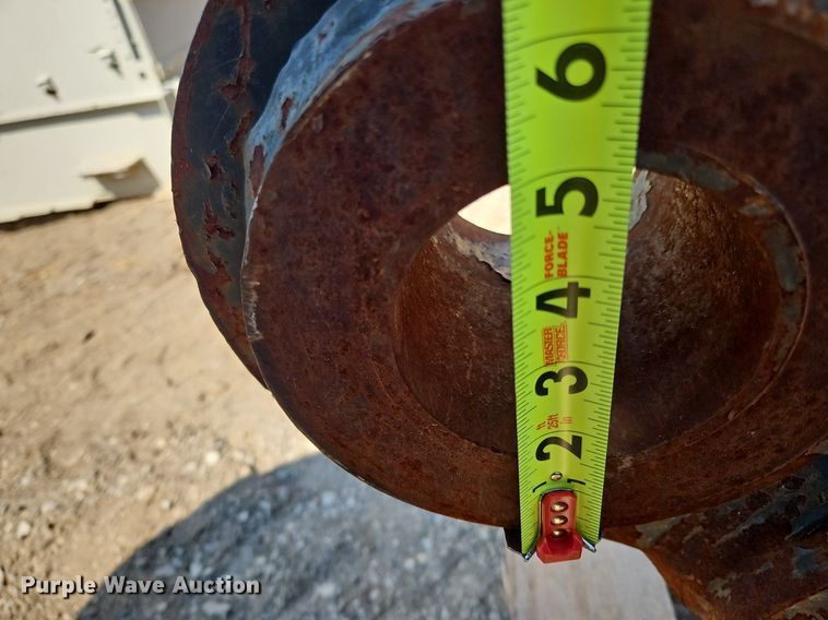 image for item OJ9767 JRB excavator quick coupler