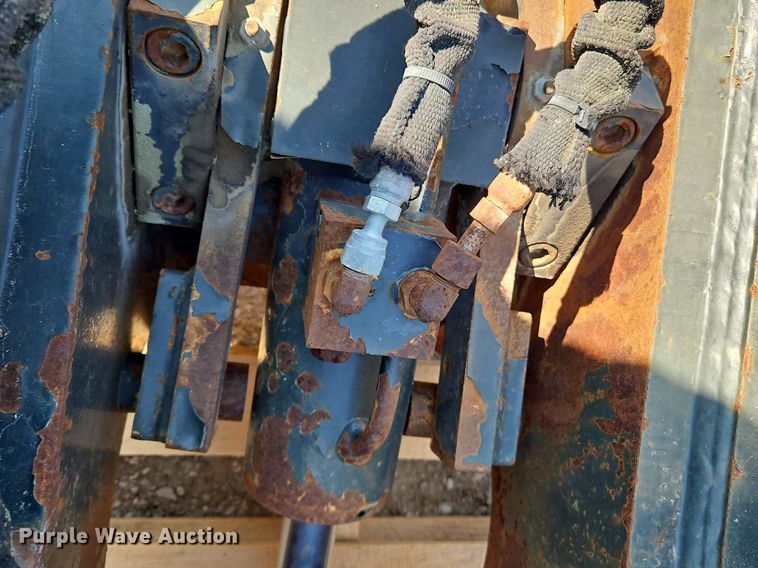 image for item OJ9767 JRB excavator quick coupler