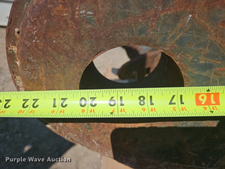 image for item OJ9767 JRB excavator quick coupler