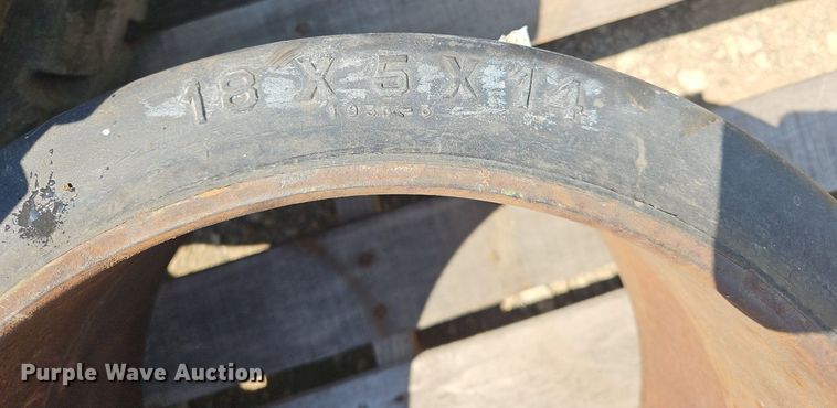 image for item OJ9769 Pallet of forklift tires