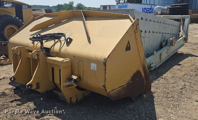 image for item OJ9771 Dymax roll out bucket