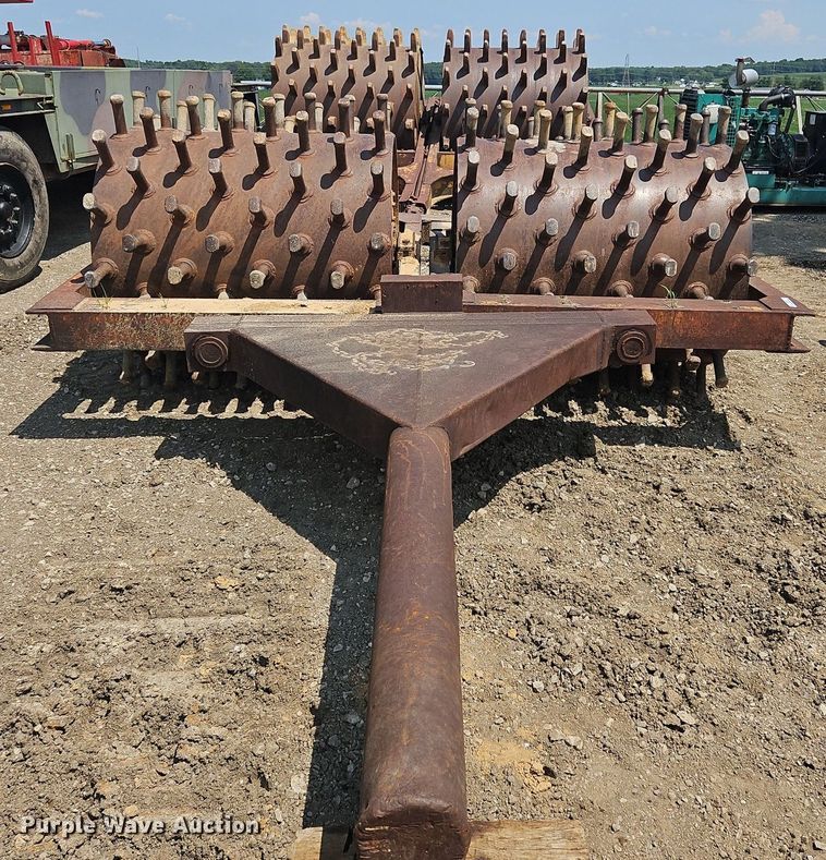 image for item OJ9772 Sheepsfoot roller