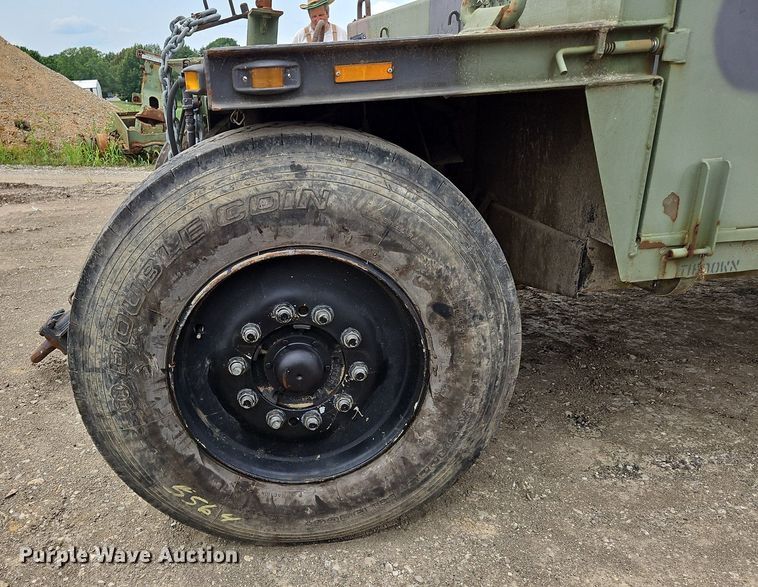 image for item OJ9774 1993 Drag Star trailer