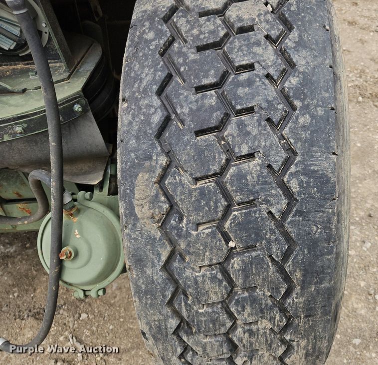 image for item OJ9774 1993 Drag Star trailer