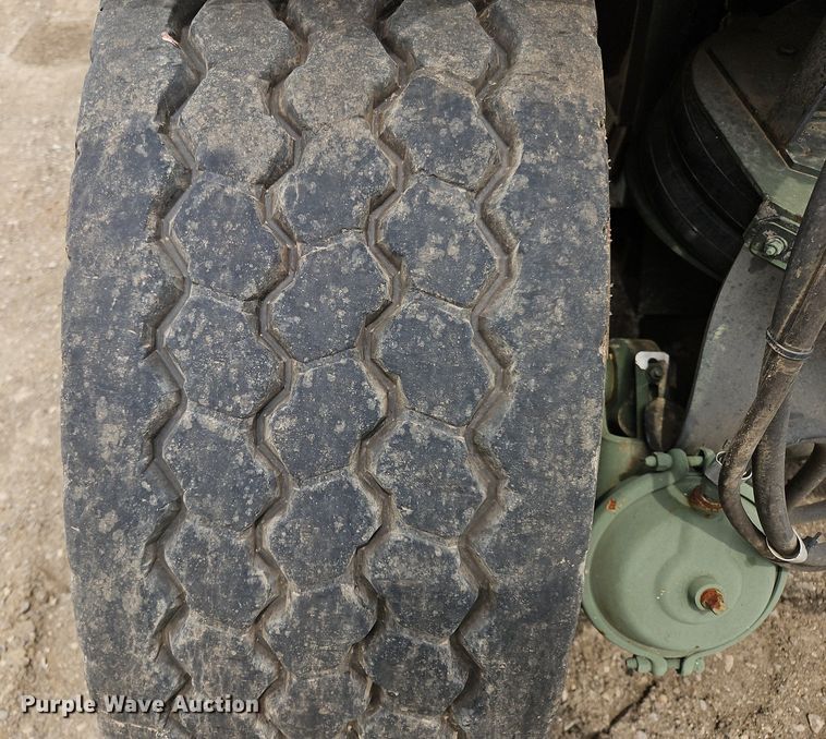 image for item OJ9774 1993 Drag Star trailer