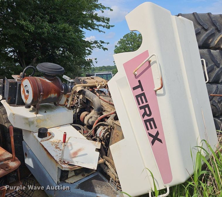 image for item OJ9782 Terex haul truck front end assembly