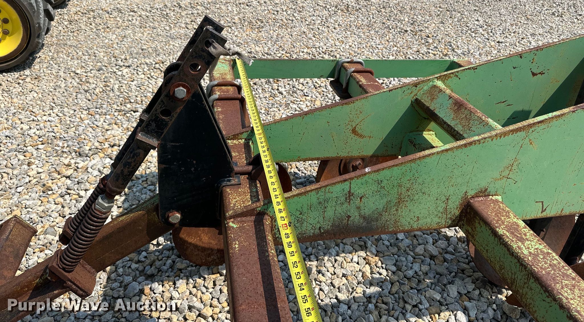 Irrigation track closer in Wathena, KS Item DS4202 for sale Purple Wave