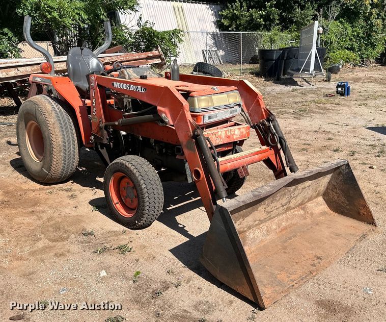 image for item DG4459 Kubota L2500D tractor