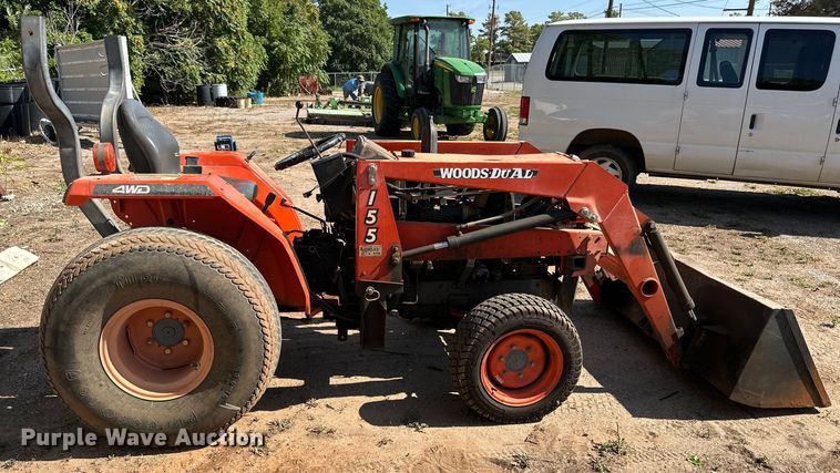 image for item DG4459 Kubota L2500D tractor