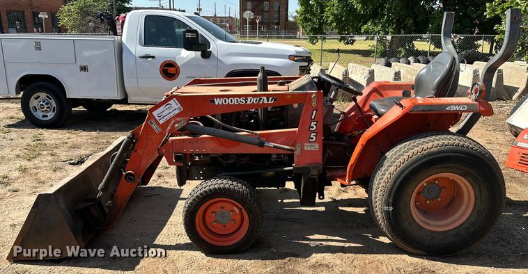 image for item DG4459 Kubota L2500D tractor