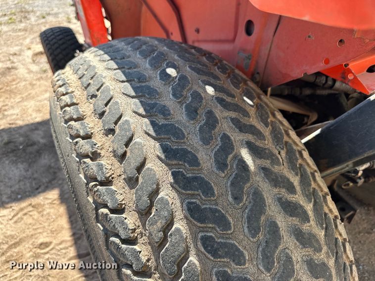 image for item DG4459 Kubota L2500D tractor