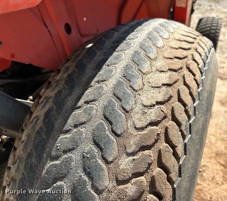 image for item DG4459 Kubota L2500D tractor