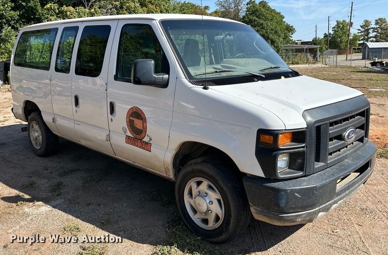 image for item DG4460 2014 Ford E350 Super Duty XL van