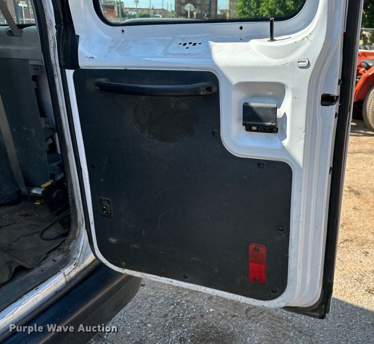 image for item DG4460 2014 Ford E350 Super Duty XL van