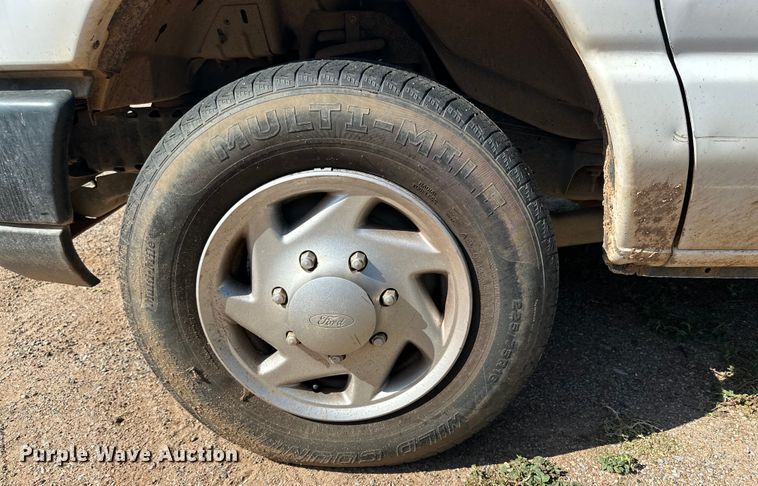 image for item DG4460 2014 Ford E350 Super Duty XL van