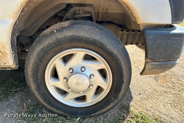 image for item DG4460 2014 Ford E350 Super Duty XL van