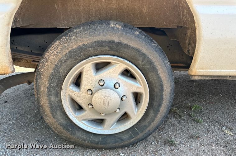 image for item DG4460 2014 Ford E350 Super Duty XL van