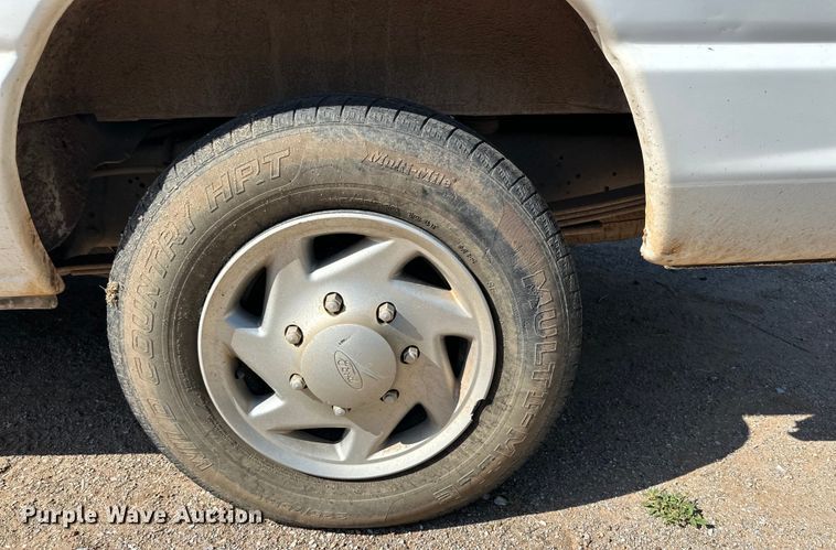 image for item DG4460 2014 Ford E350 Super Duty XL van