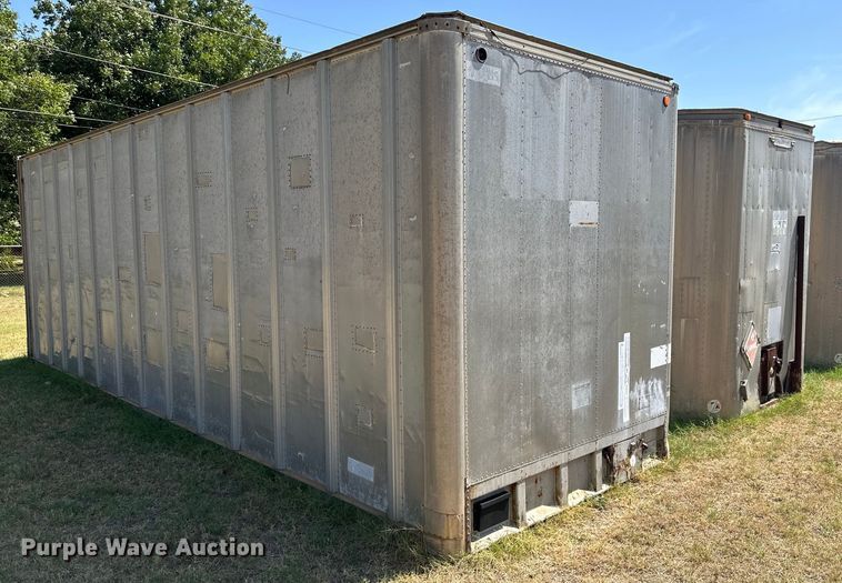 image for item DG4463 (2) storage containers