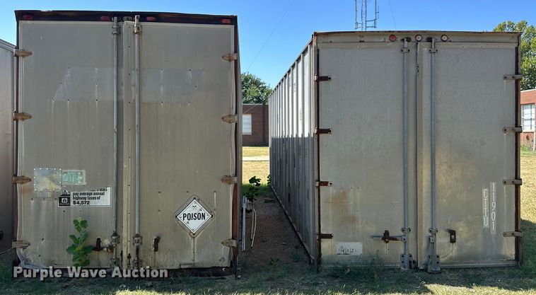 image for item DG4463 (2) storage containers