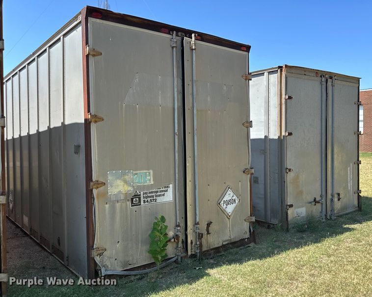 image for item DG4463 (2) storage containers