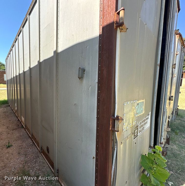 image for item DG4463 (2) storage containers