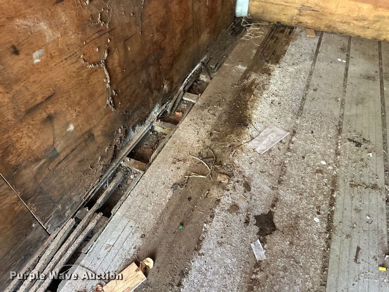 image for item DG4463 (2) storage containers