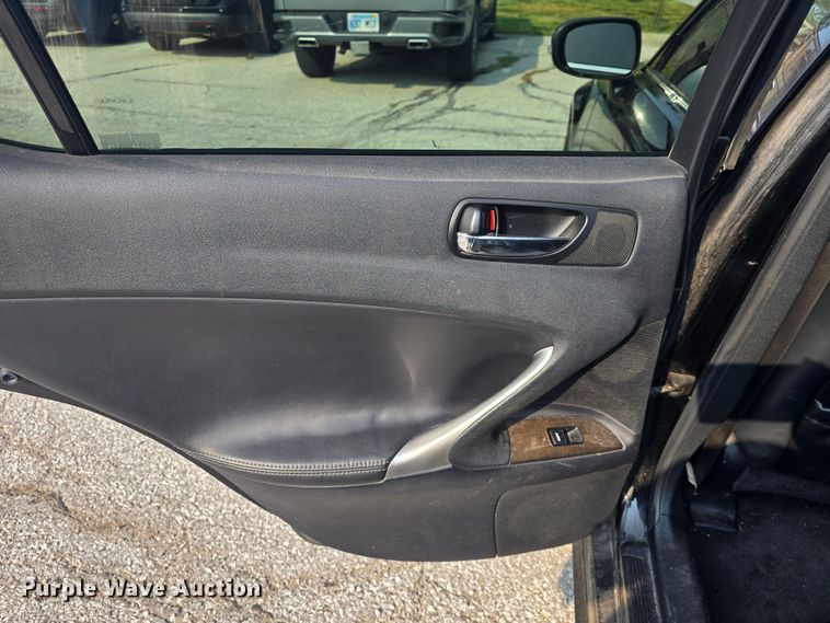 image for item DQ4388 2010 Lexus IS250 