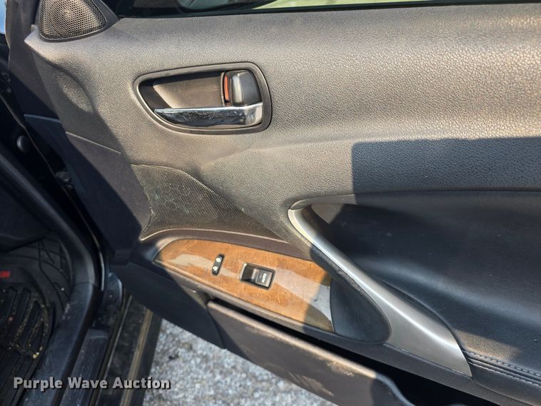 image for item DQ4388 2010 Lexus IS250 