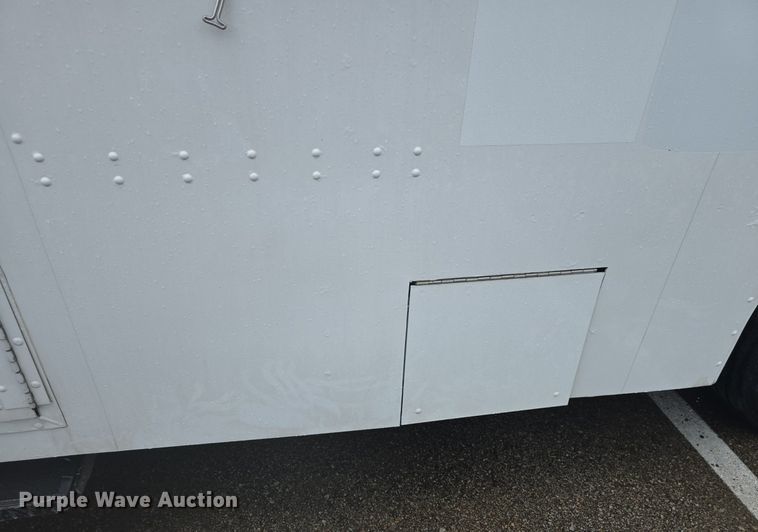 image for item DQ4393 1993 Chevrolet P6000 bookmobile van