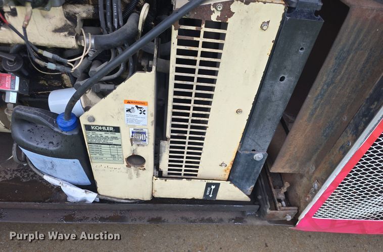 image for item DQ4393 1993 Chevrolet P6000 bookmobile van