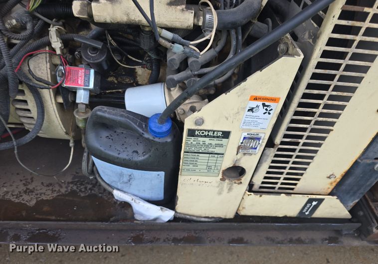 image for item DQ4393 1993 Chevrolet P6000 bookmobile van