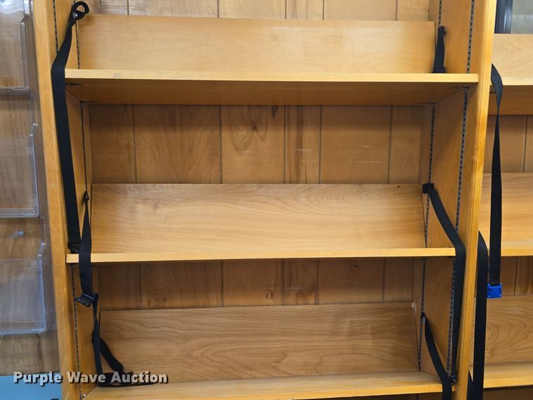 image for item DQ4393 1993 Chevrolet P6000 bookmobile van