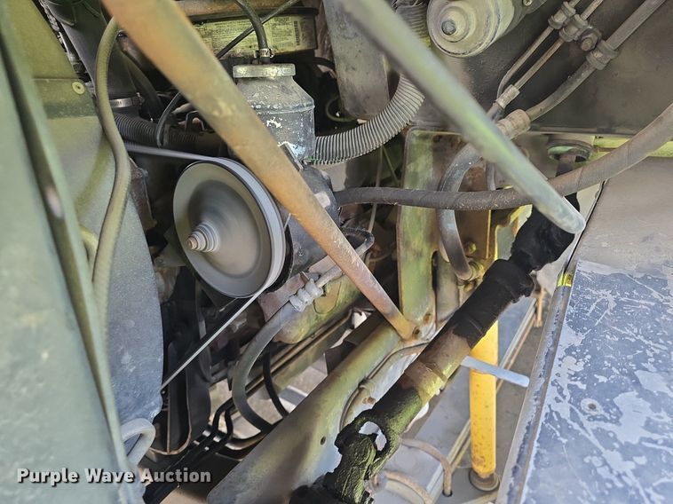 image for item DQ4393 1993 Chevrolet P6000 bookmobile van